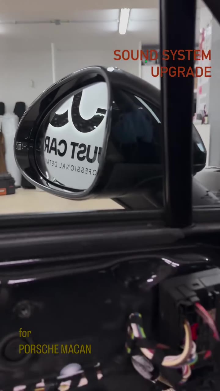 Porsche Macan — audio install