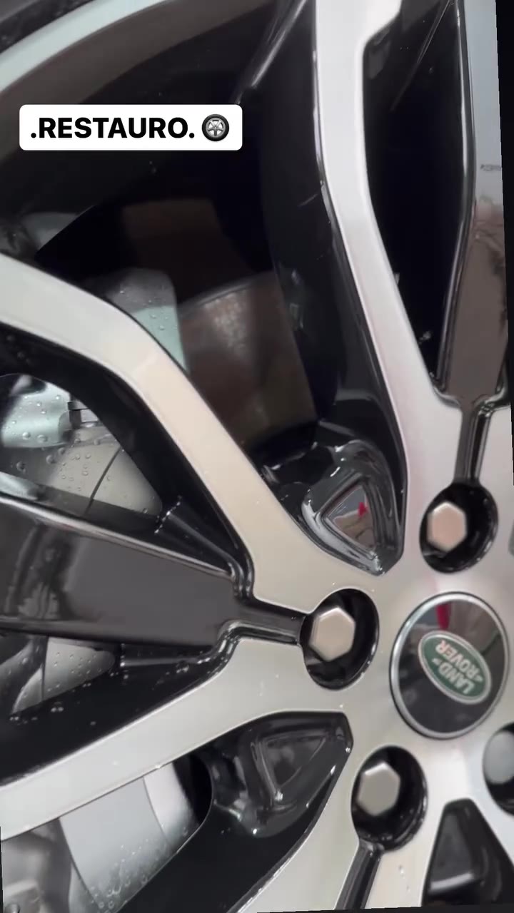 Land Rover — wheels & brakes restored